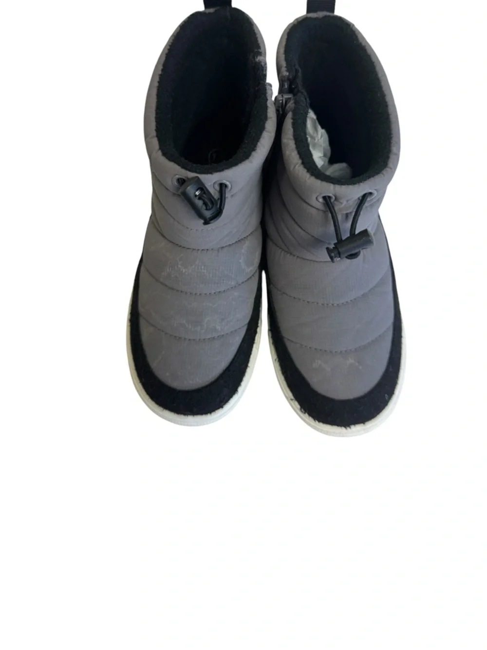 Cat & Jack Gray and Black  Kids Snow Boots